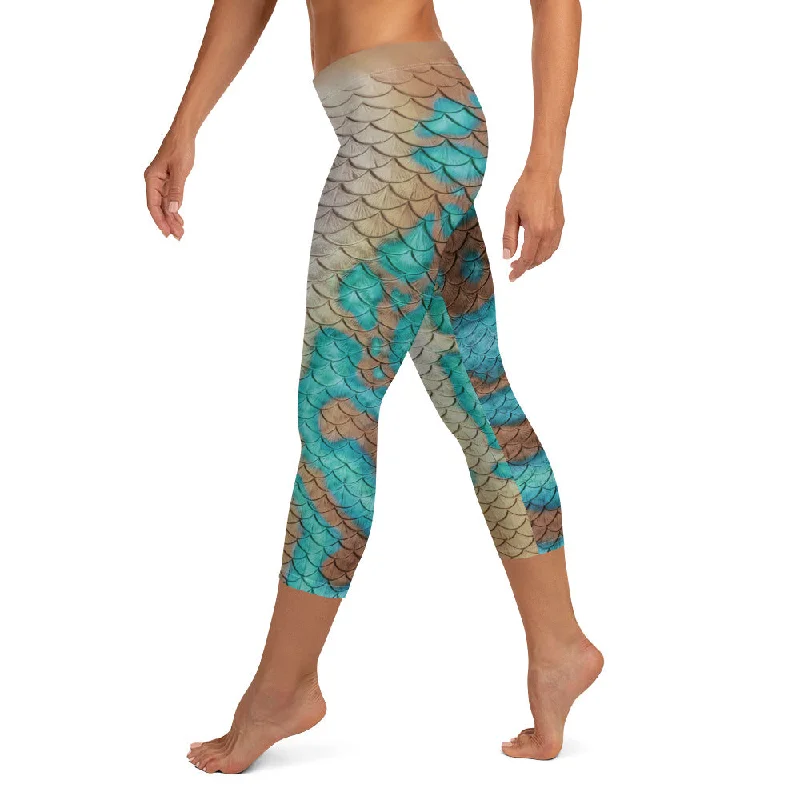 Queen Conch Capri Leggings